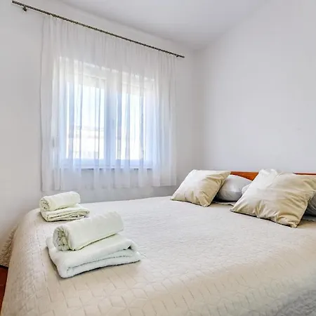 Comfort Holiday - With Parking And Balcony * Zadar