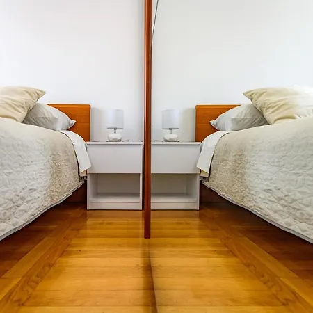 Apartment Comfort Holiday - With Parking And Balcony *
