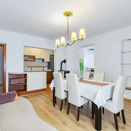 Comfort Holiday - With Parking And Balcony Apartment Zadar