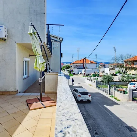 Comfort Holiday - With Parking And Balcony Apartment *