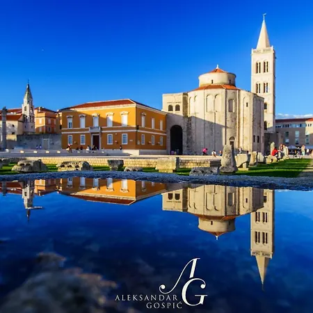 Comfort Holiday - With Parking And Balcony * Zadar